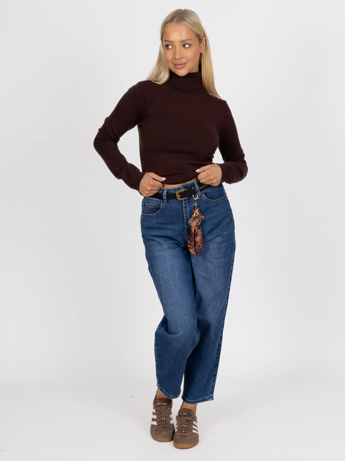 Obcisły sweter golf Czekoladowy - J212533 (6).jpg