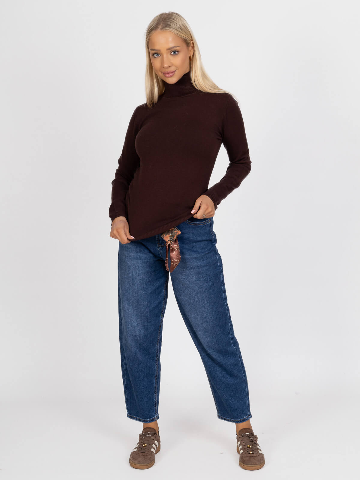 Obcisły sweter golf Czekoladowy - J212533 (11).jpg