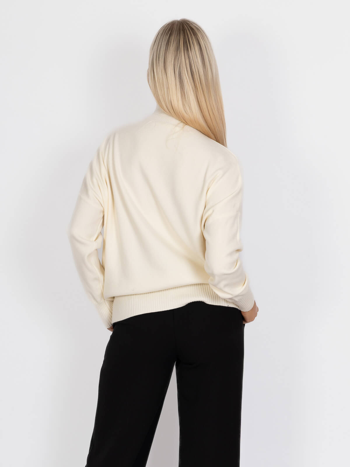Półgolf sweter damski na długi rękaw Ecru - J252261 (6).jpg