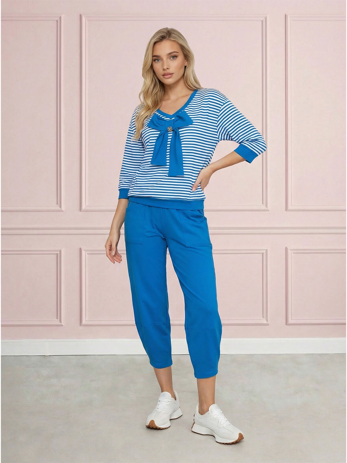 Spodnie dresowe damskie Megi balloon 78 z naszytymi kieszeniami Kobaltowe - W260540  (2).jpg