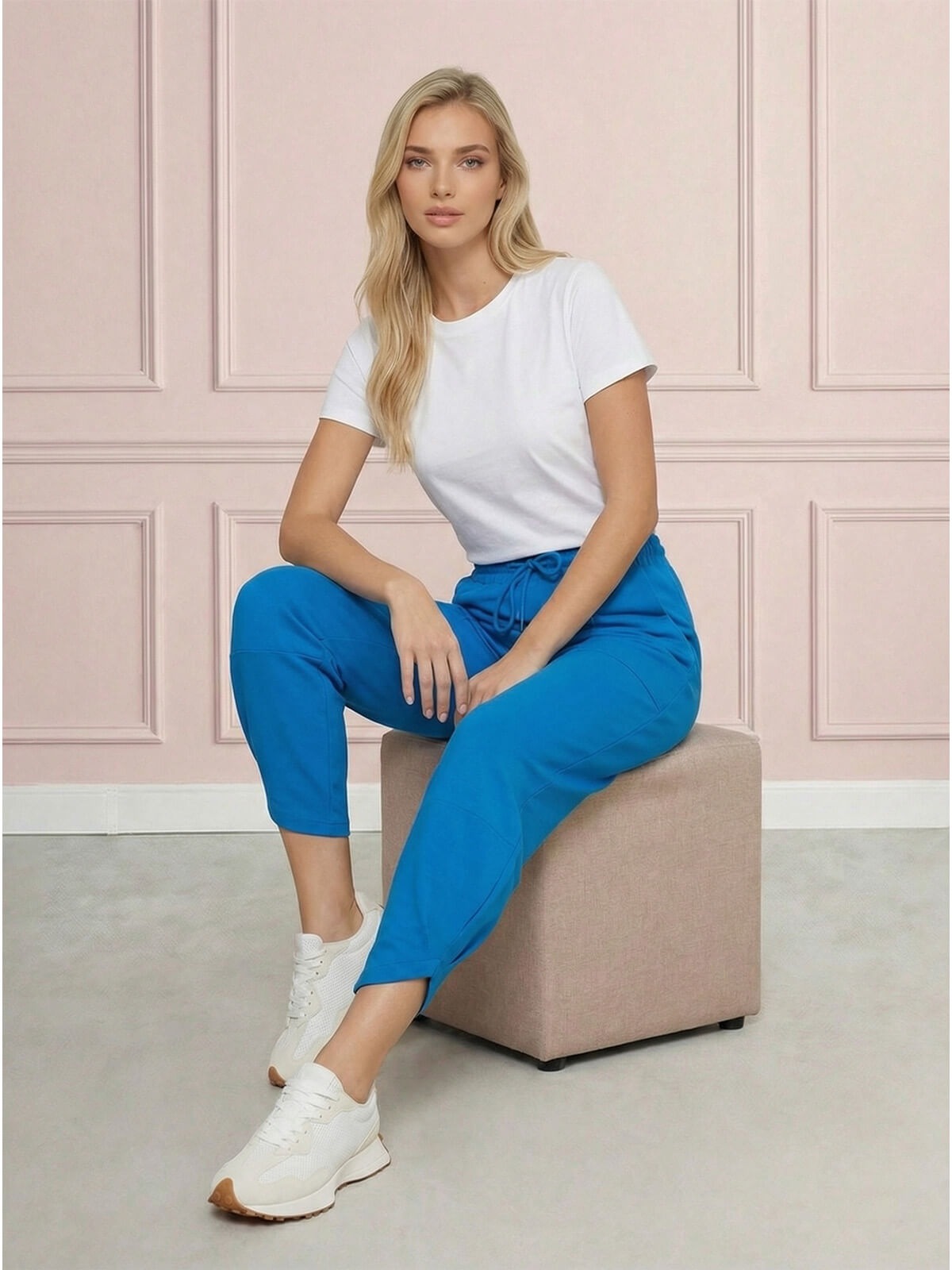 Spodnie dresowe damskie Megi balloon 78 z naszytymi kieszeniami Kobaltowe - W260540  (7).jpg