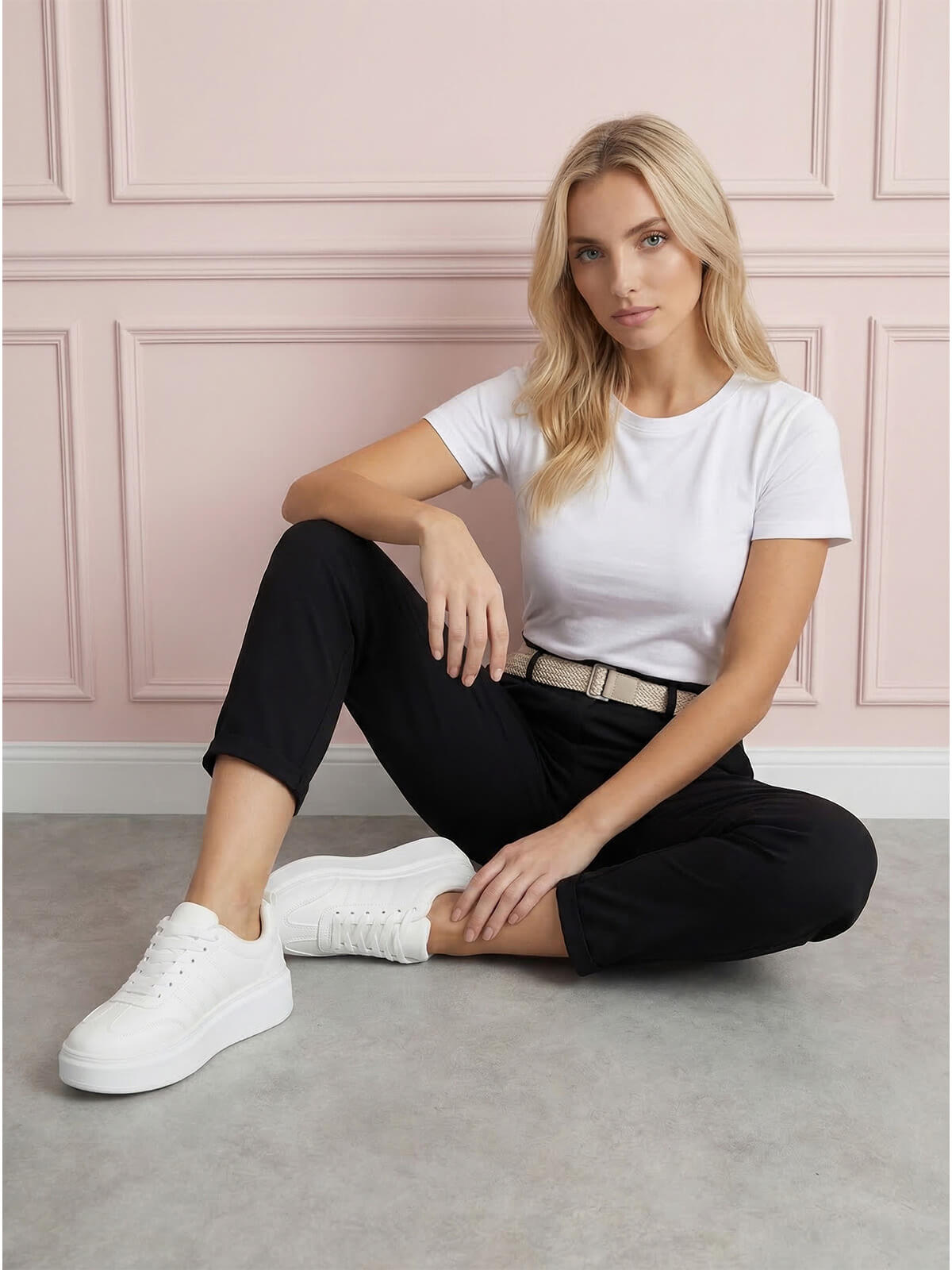 Casualowe spodnie damskie boyfriend 78 z paskiem Czarne - W260485 (3).jpg