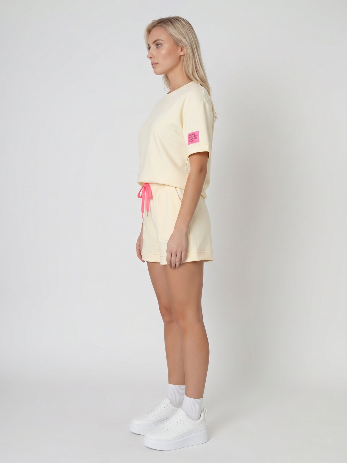 Komplet dresowy damski Pink Fashion - Bluza/Szorty Żółty - W251027