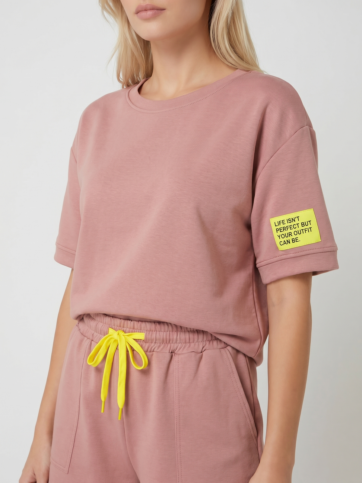 Komplet dresowy damski Pink Fashion - Bluza/Szorty Brudny Róż - W251027