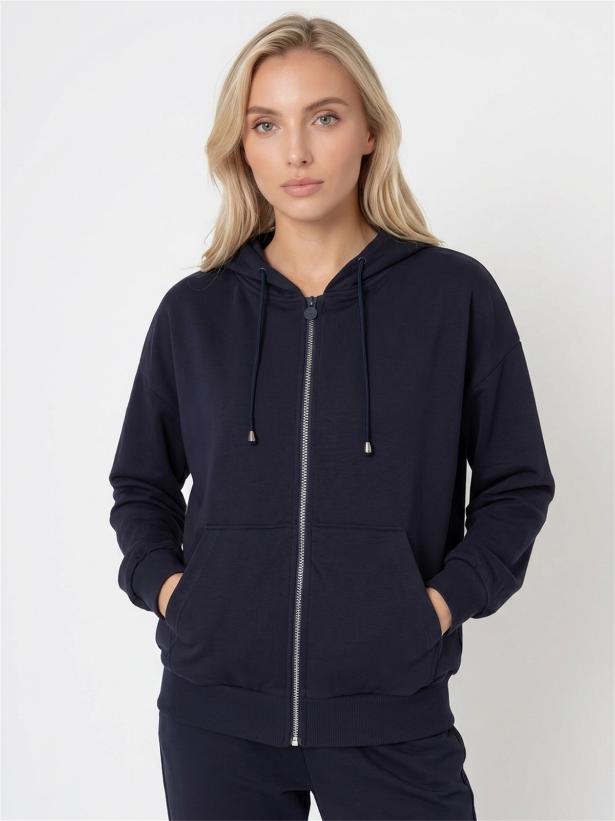 Bluza damska Megi kangurka rozpinana z kapturem Granatowa - W261133