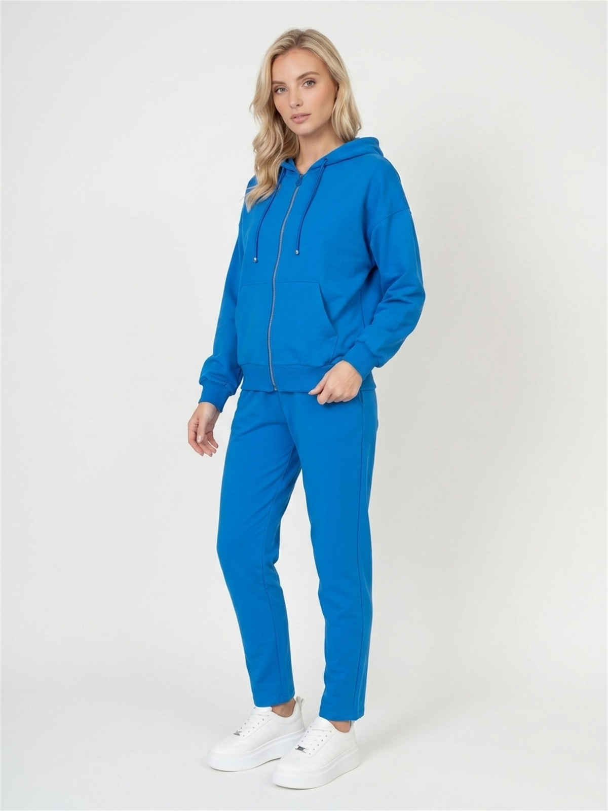 Bluza damska Megi kangurka rozpinana z kapturem Kobaltowa - W261133