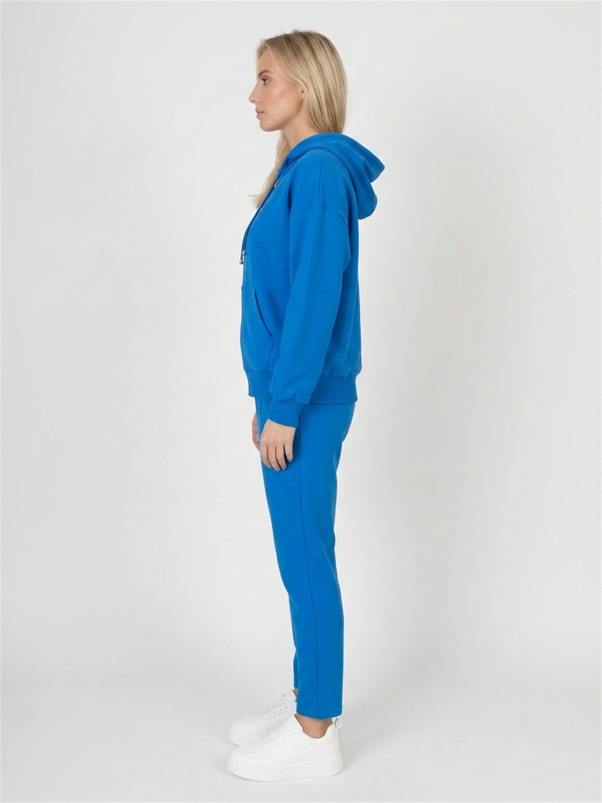 Bluza damska Megi kangurka rozpinana z kapturem Kobaltowa - W261133