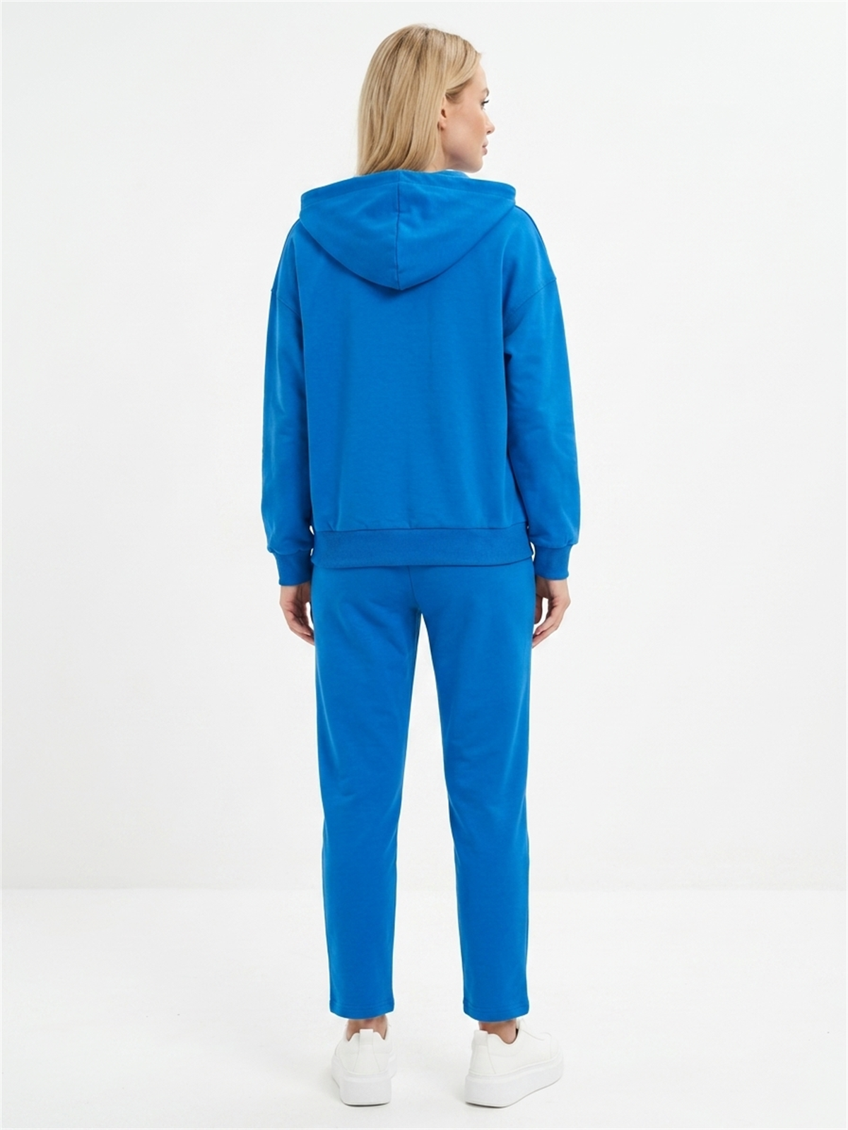 Bluza damska Megi kangurka rozpinana z kapturem Kobaltowa - W261133