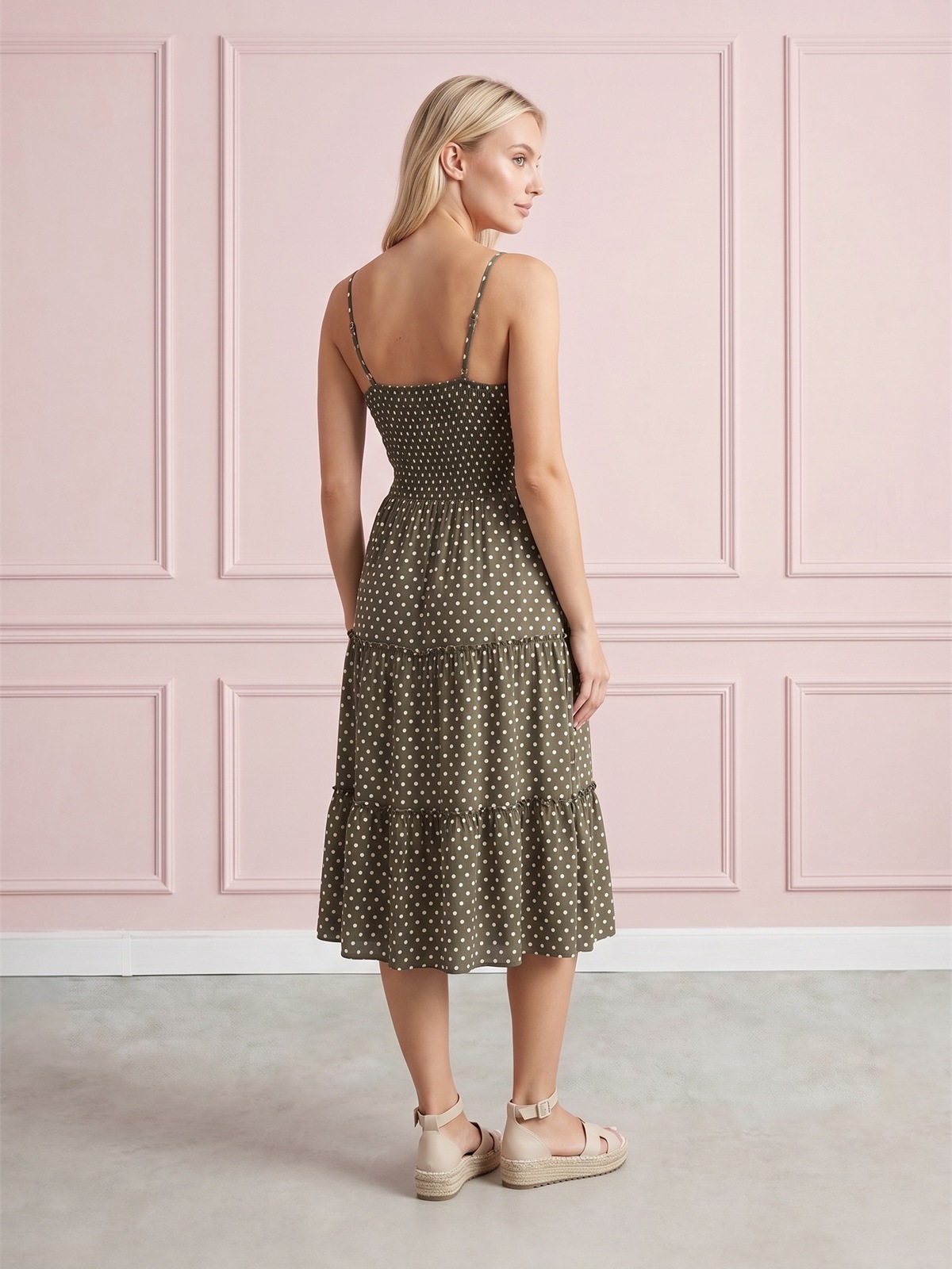 Letnia sukienka midi na ramiączka w groszki Pink Fashion Khaki - W261351