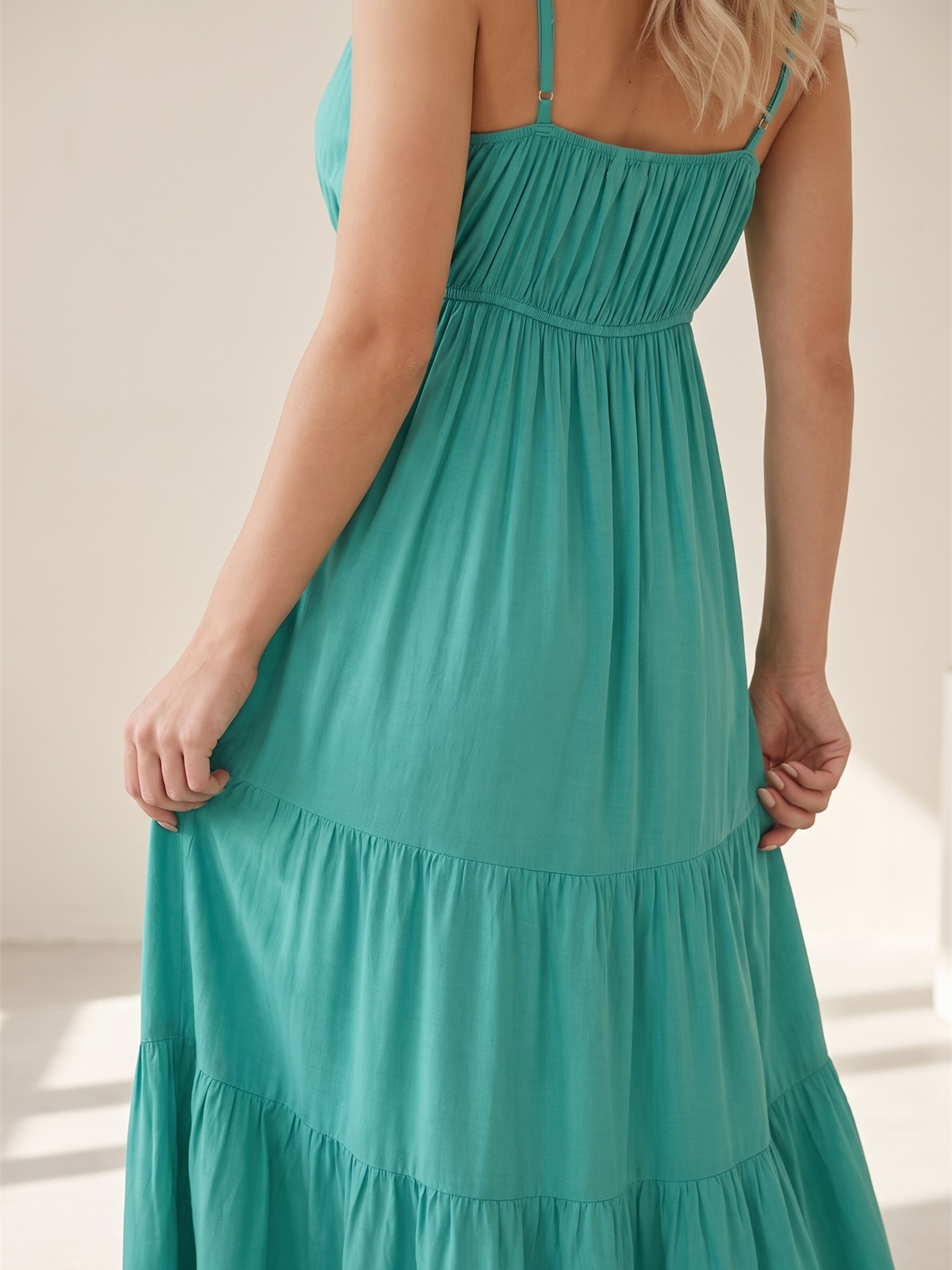 Letnia sukienka maxi boho na ramiączka Pink Fashion Zielona - W261343