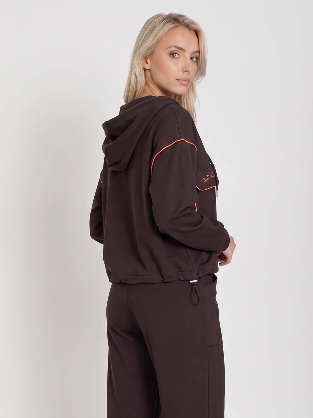 Bluza damska Megi rozpinana z kapturem Czekoladowa - W261377 (7).jpg