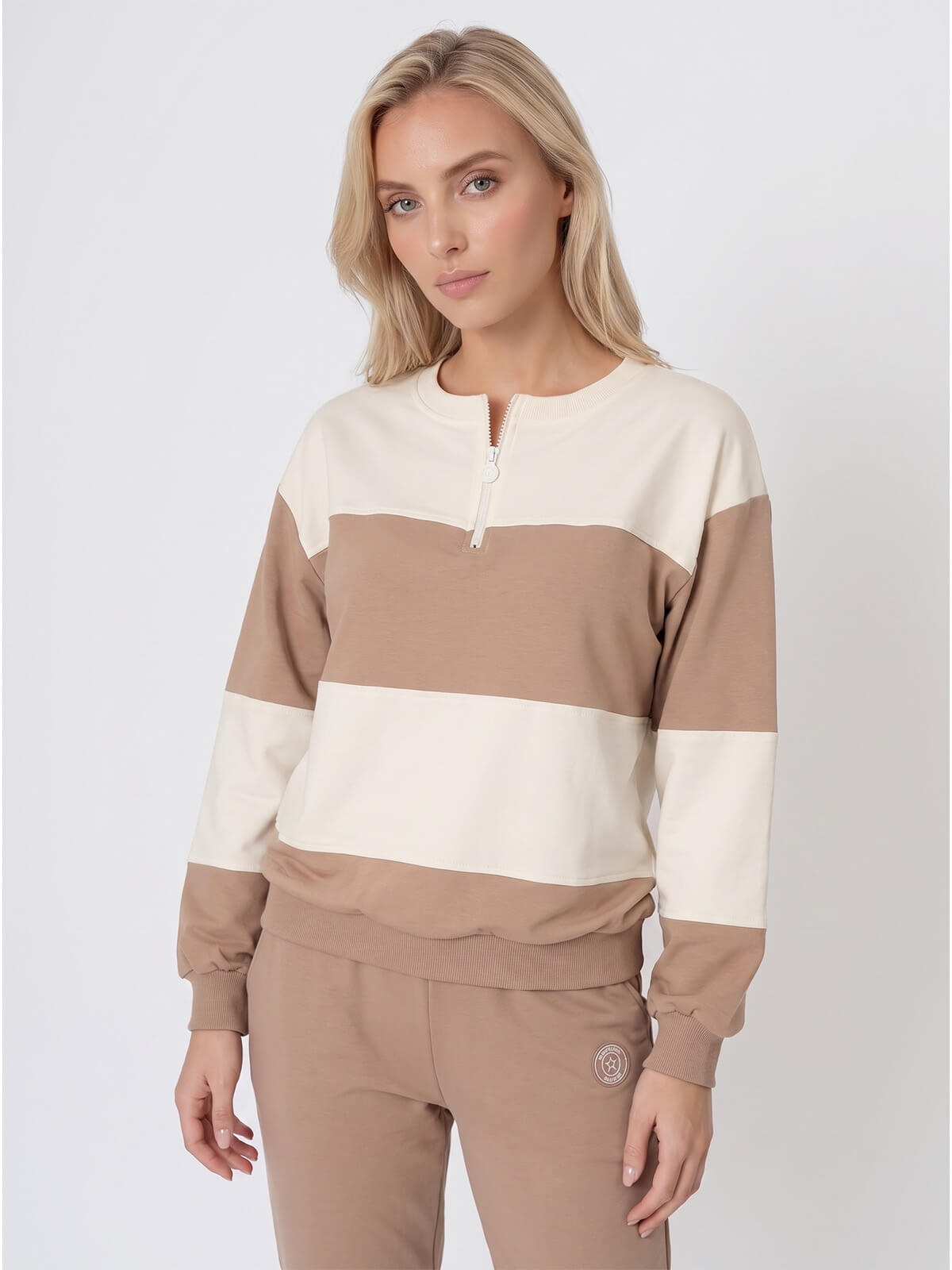 Bluza damska Megi w paski długi rękaw ŚmietankowaBeżowa - W261387 (4).jpg