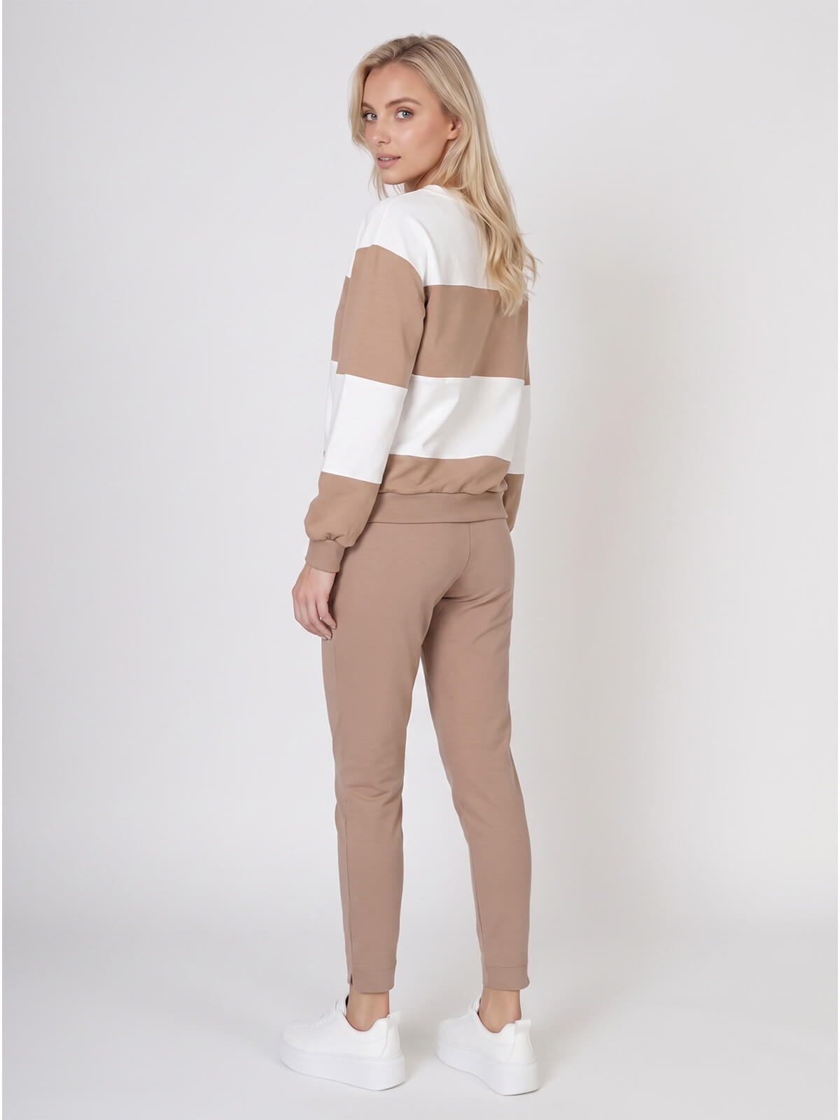 Bluza damska Megi w paski długi rękaw ŚmietankowaBeżowa - W261387 (6).jpg