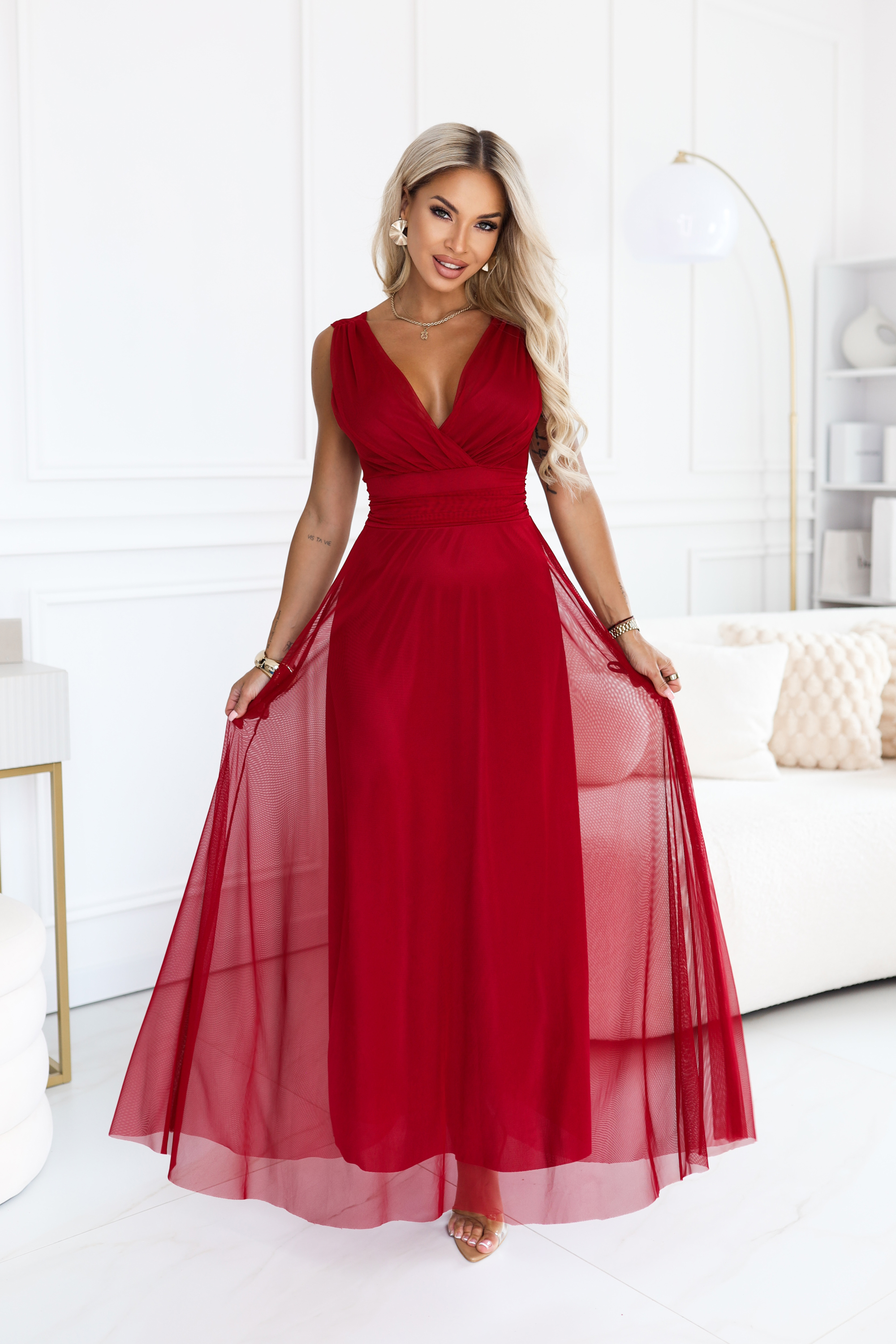 687-2 Elegancka sukienka maxi z kopertowym dekoltem i odkrytymi plecami - jasne bordo-10 68543 