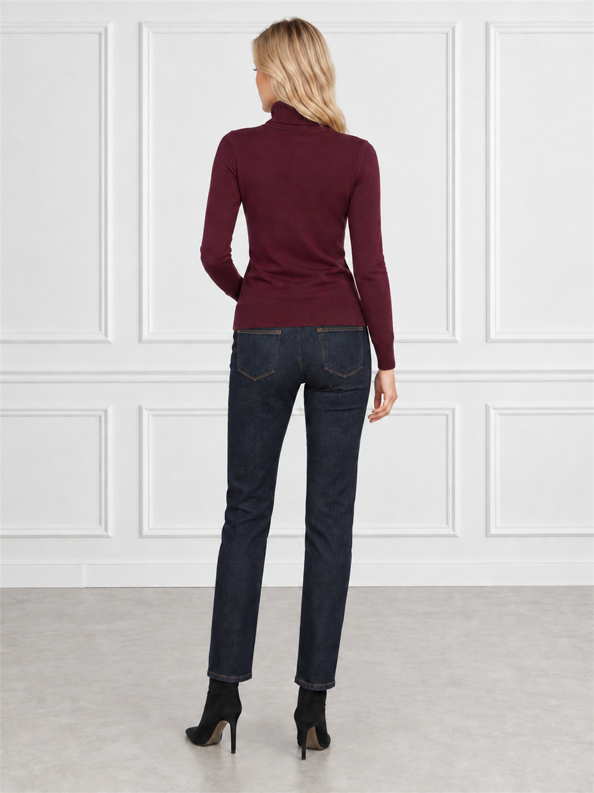 Obcisły sweter golf damski Burgundowy - J212533