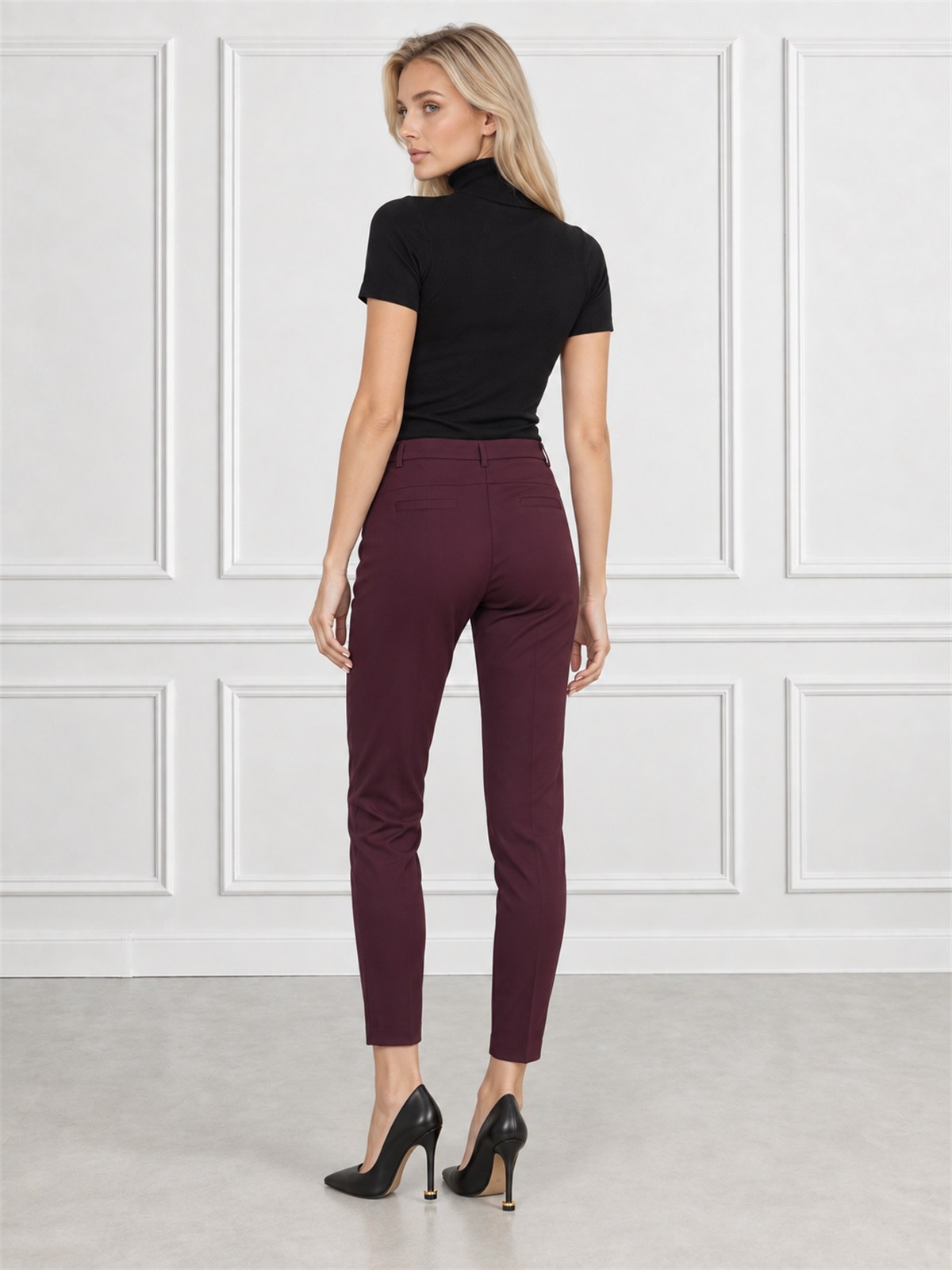 Eleganckie spodnie damskie cygaretki 7/8 Burgundowy - J231714