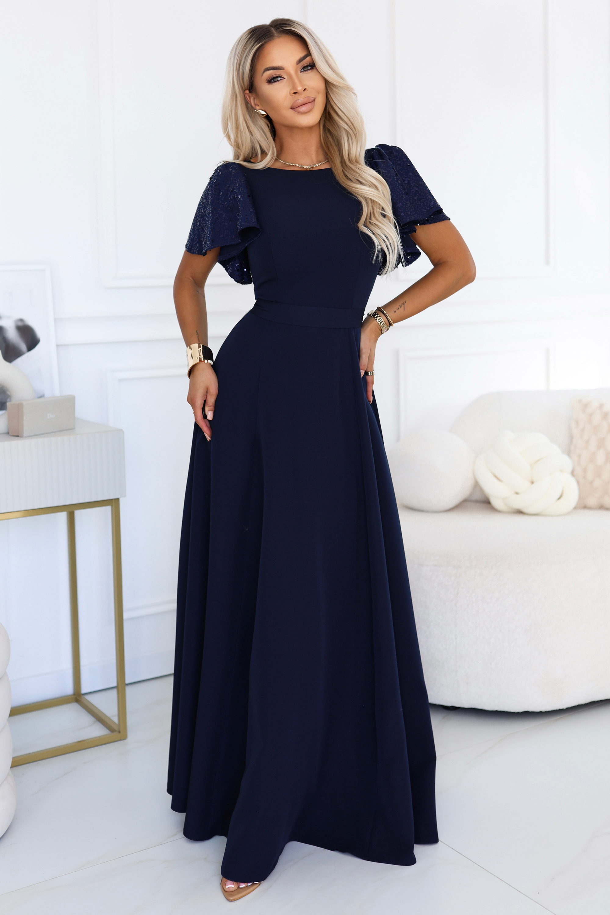 694-4 MIRELLA Elegancka rozkloszowana sukienka maxi z cekinowymi rękawkami - granatowa-4 68716 