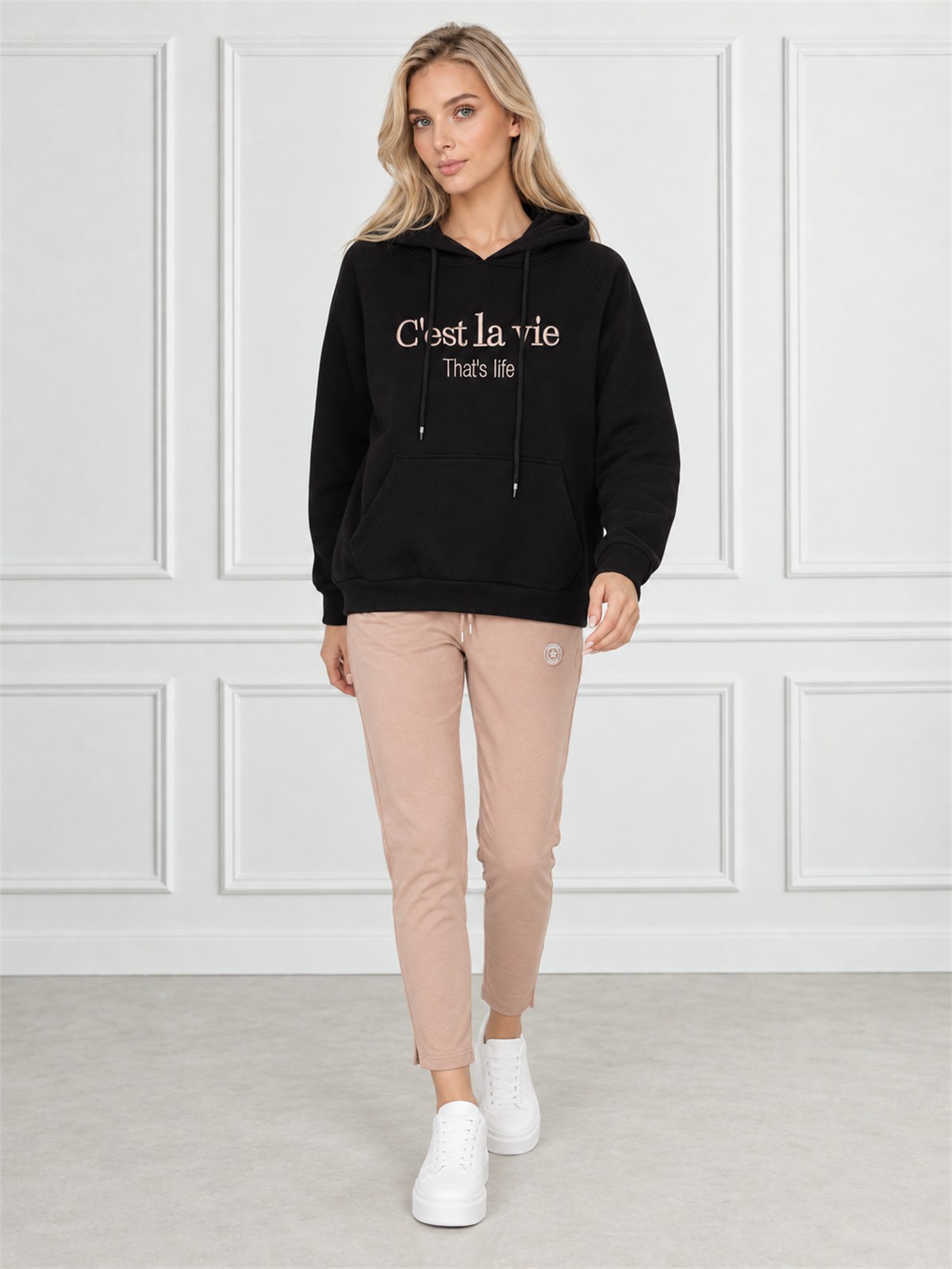 Bluza dresowa kangurka damska z kapturem Megi Czarna - W252399