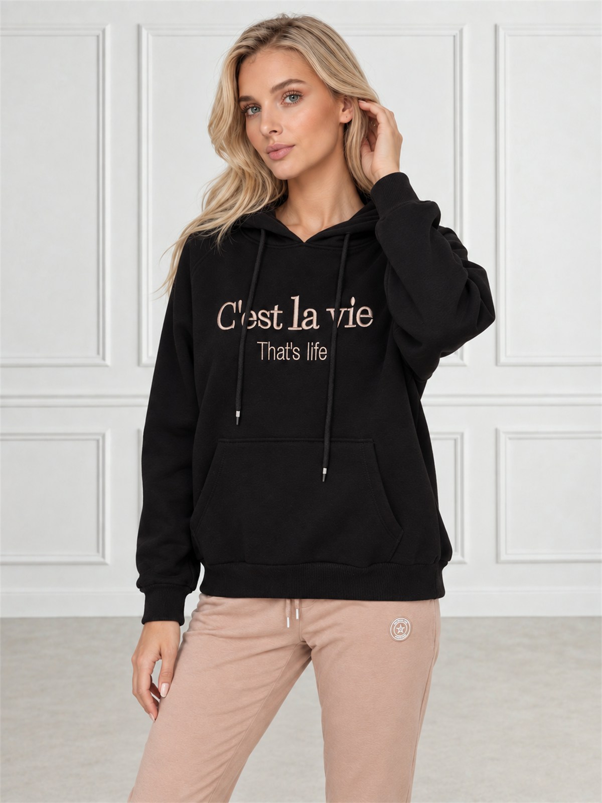 Bluza dresowa kangurka damska z kapturem Megi Czarna - W252399