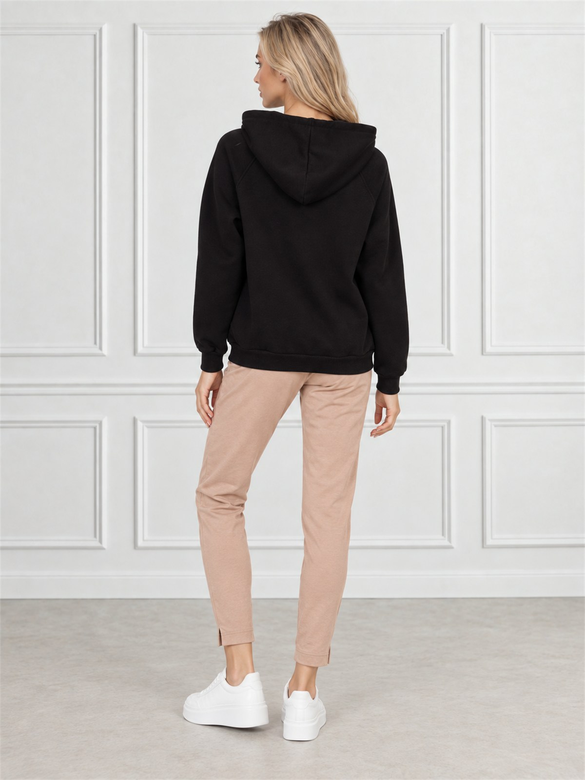 Bluza dresowa kangurka damska z kapturem Megi Czarna - W252399