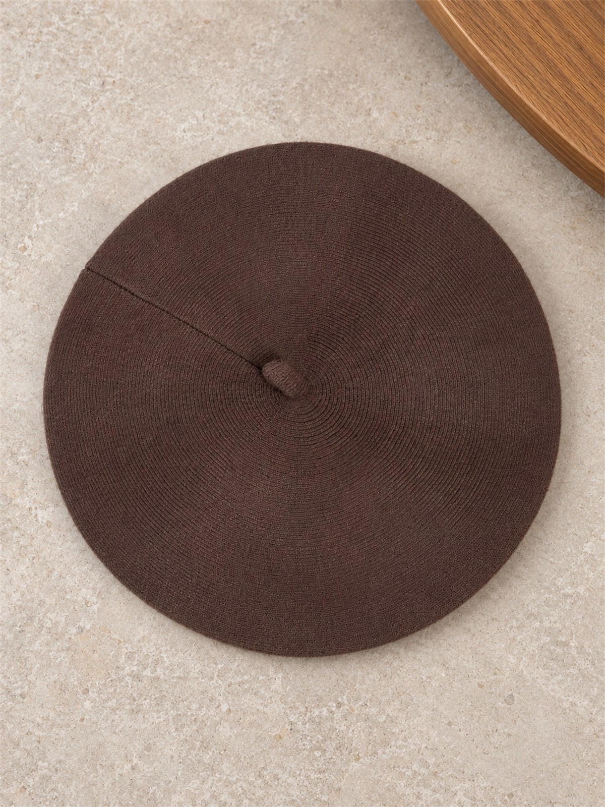 Damski beret Czapka wiskozowa ciepły miękki Czekoladowy - J262131