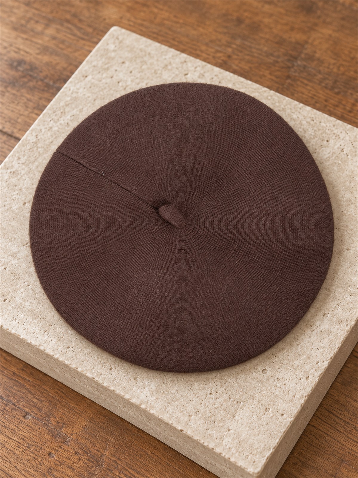 Damski beret Czapka wiskozowa ciepły miękki Czekoladowy - J262131