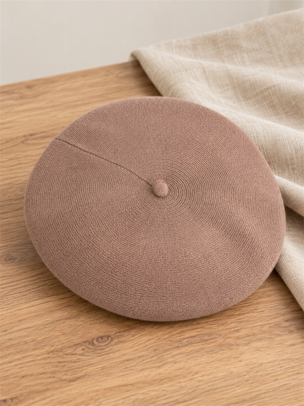 Damski beret Czapka wiskozowa ciepły miękki Cappuccino - J262131