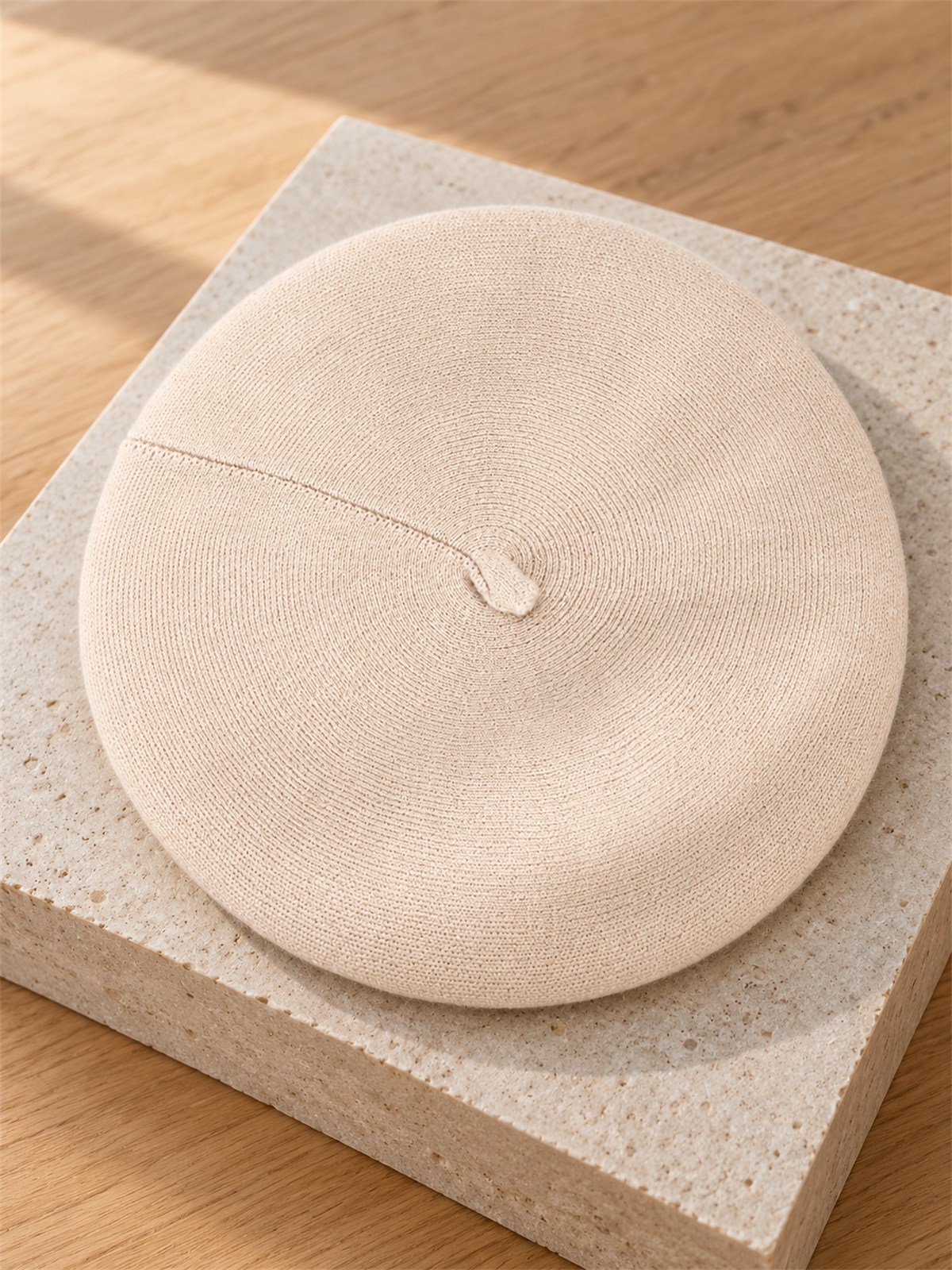 Damski beret Czapka wiskozowa ciepły miękki Beżowy - J262131