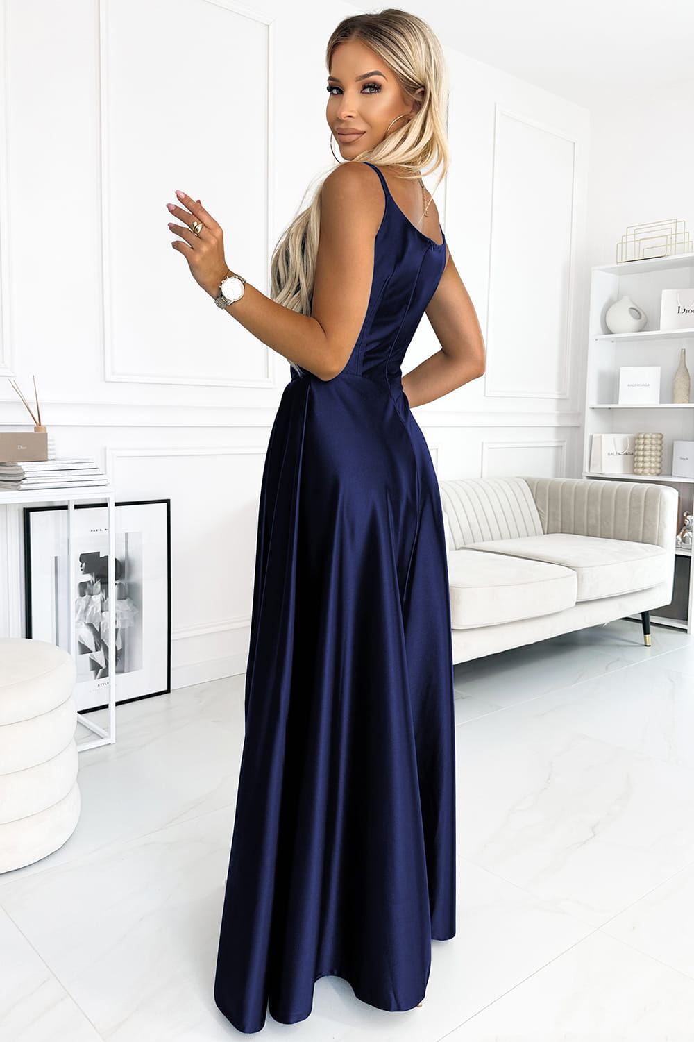 49705299-12 CHIARA elegancka maxi długa satynowa suknia na ramiączkach - GRANATOWA-3