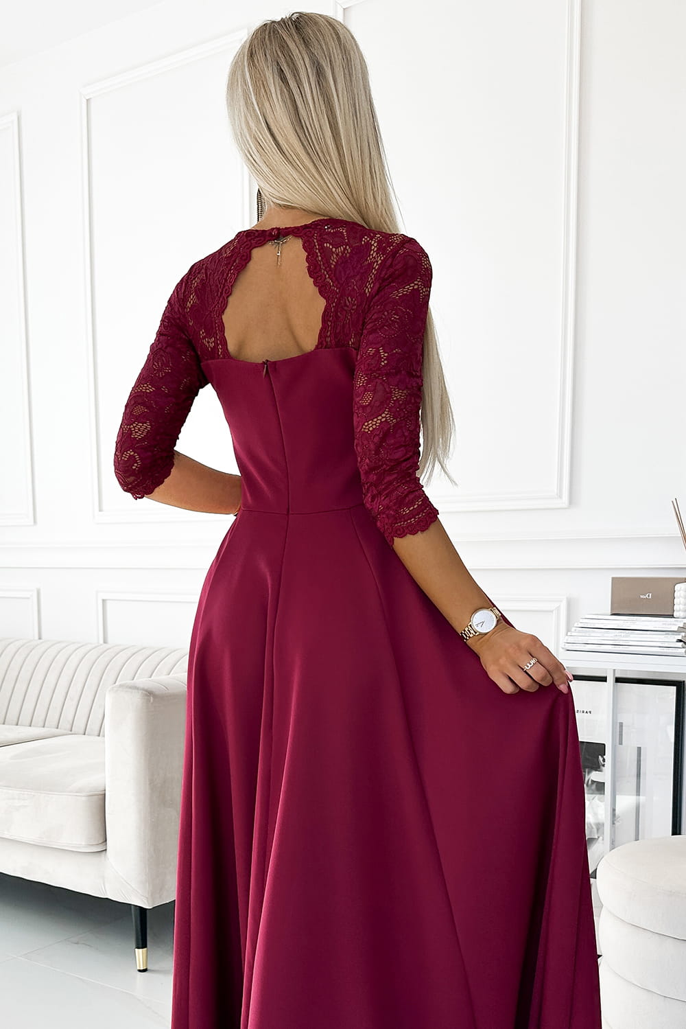 51612309-9 AMBER elegancka długa suknia maxi z koronkowym dekoltem - BORDOWA-5