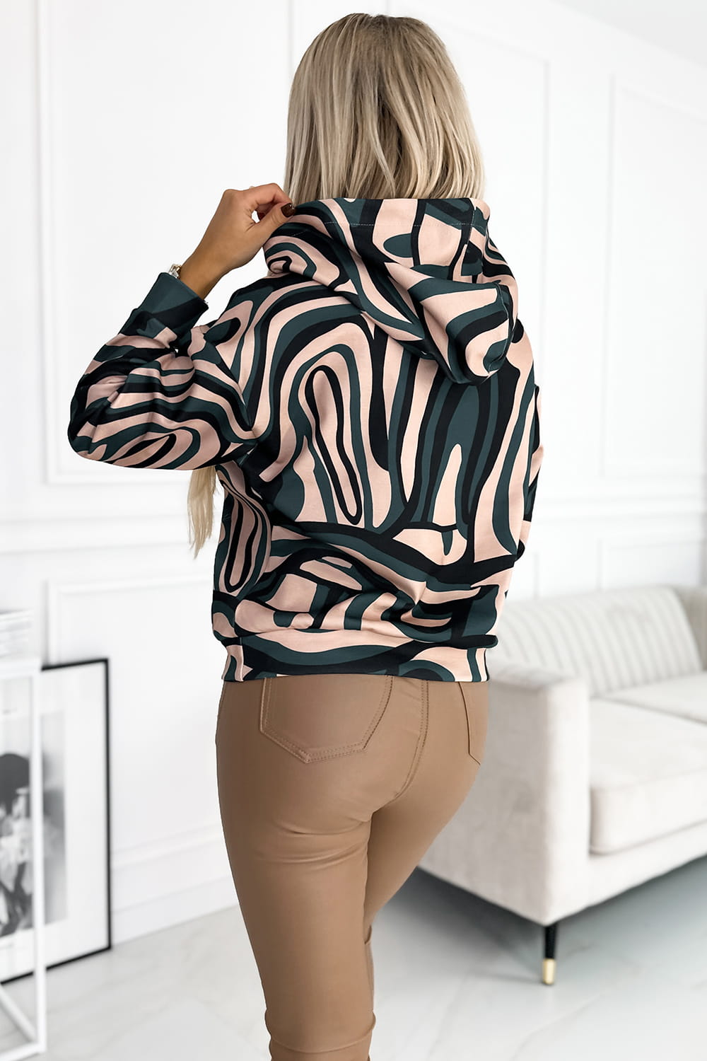 56090390-5 Bluza kangurka z kapturem - zielono-beżowe fale-2