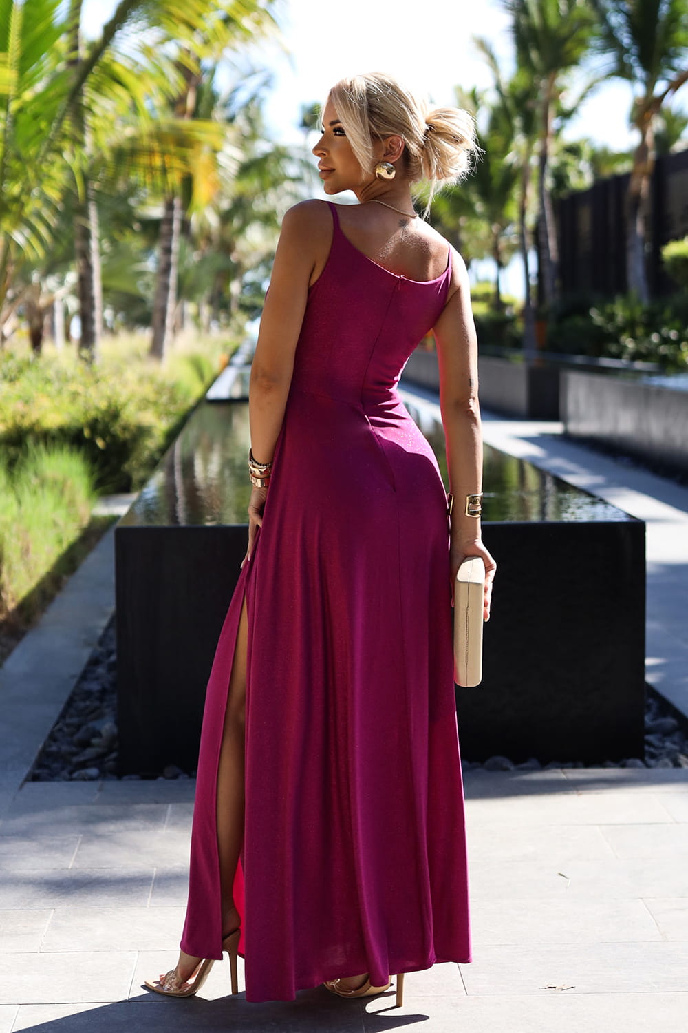 58542299-19 CHIARA elegancka maxi długa suknia na ramiączkach - FUKSJA Z BROKATEM-3